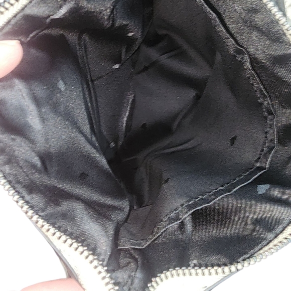 Loulu Crossbody Bag - Picture 3 of 11